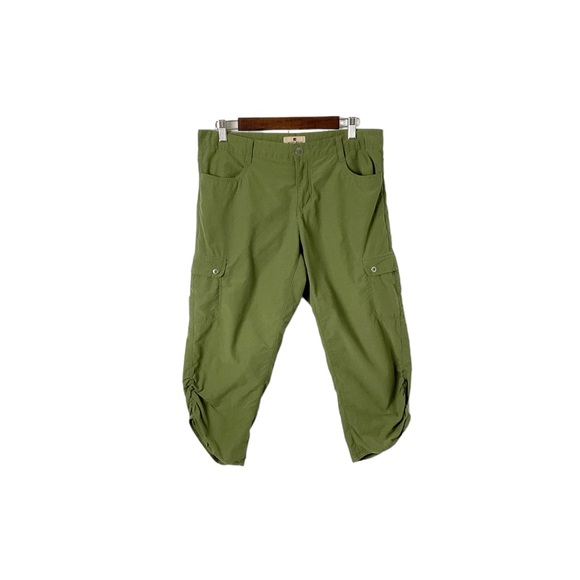 Woolrich Pants - Woolrich Capri Hiking Pants Size 8 Olive Green
